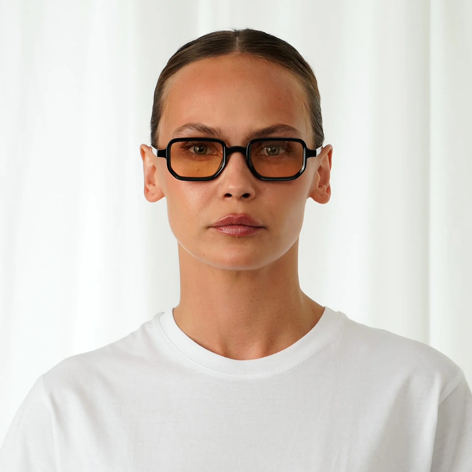 BILLIE - Image 16