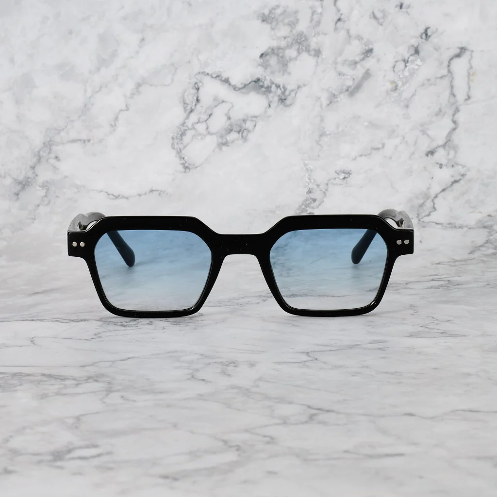 ELLIOT - Image 17