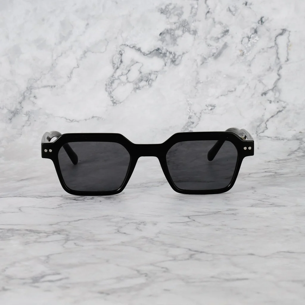 ELLIOT - Image 21