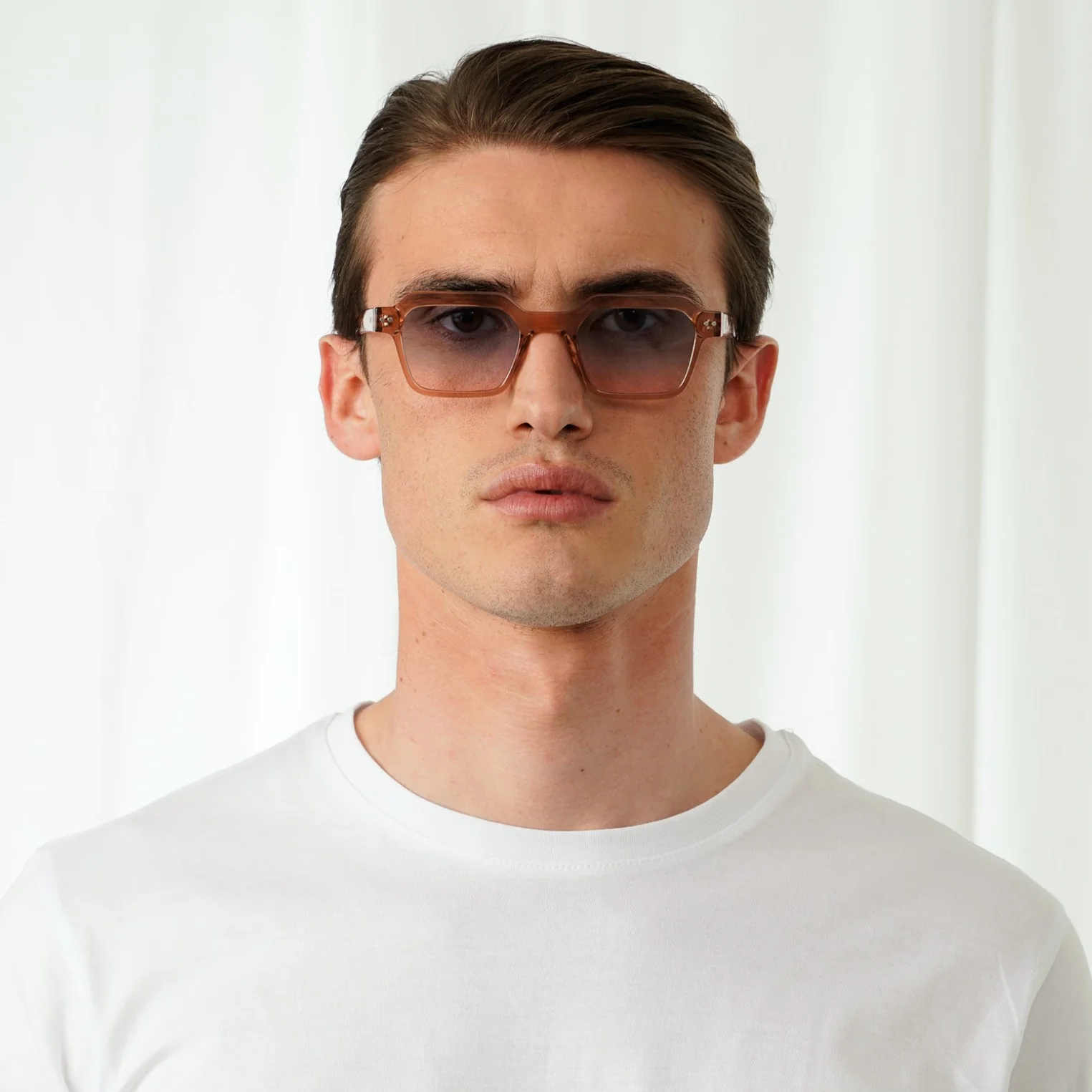 ELLIOT - Image 31