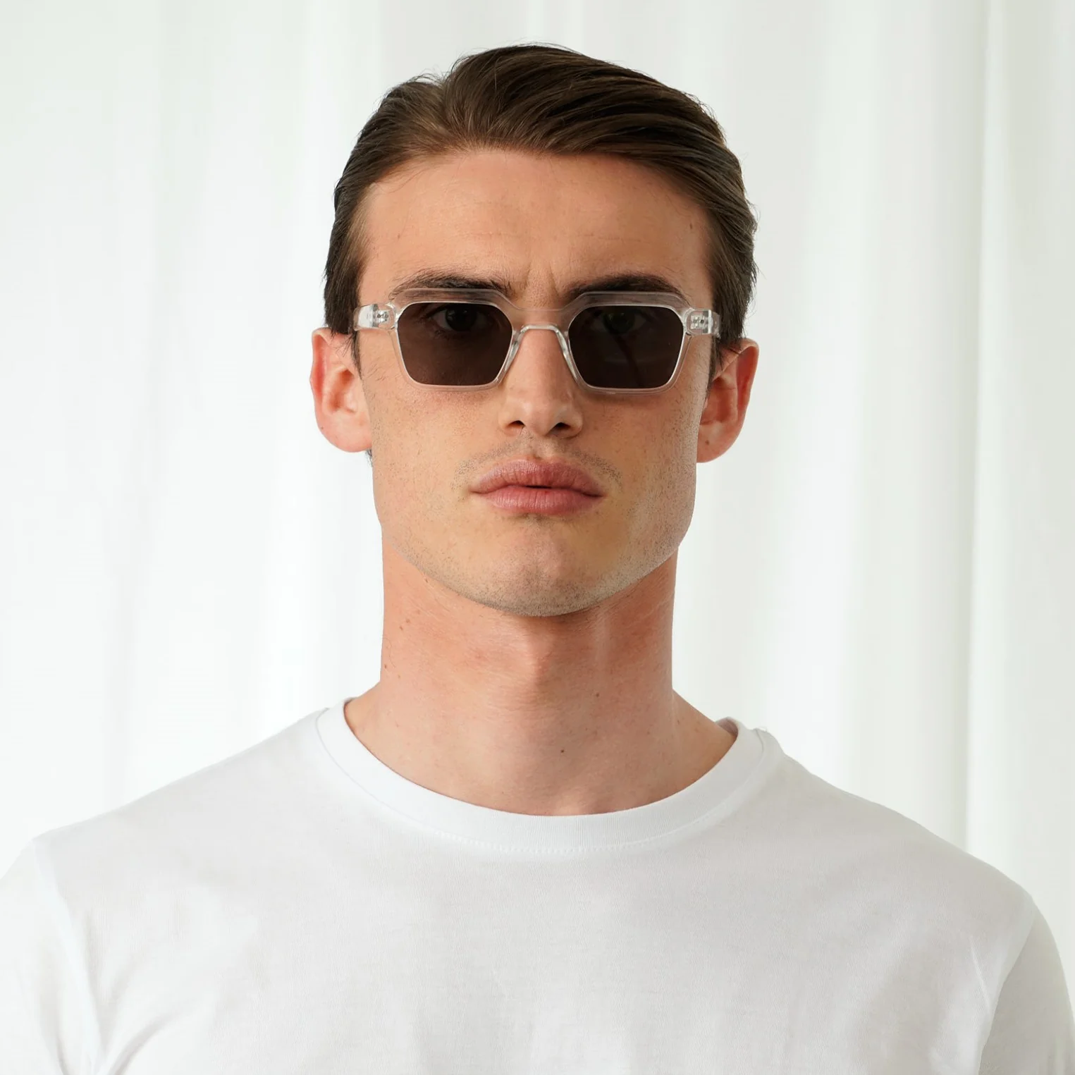 ELLIOT - Image 35