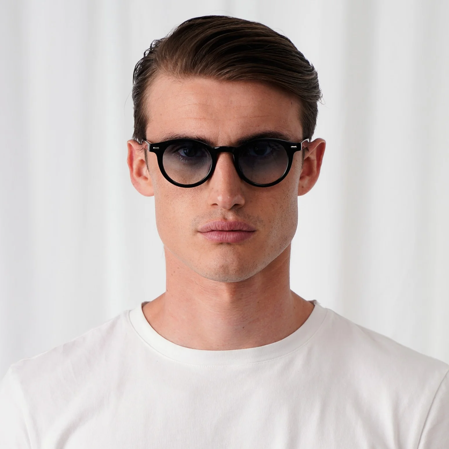 JAMES - Image 15