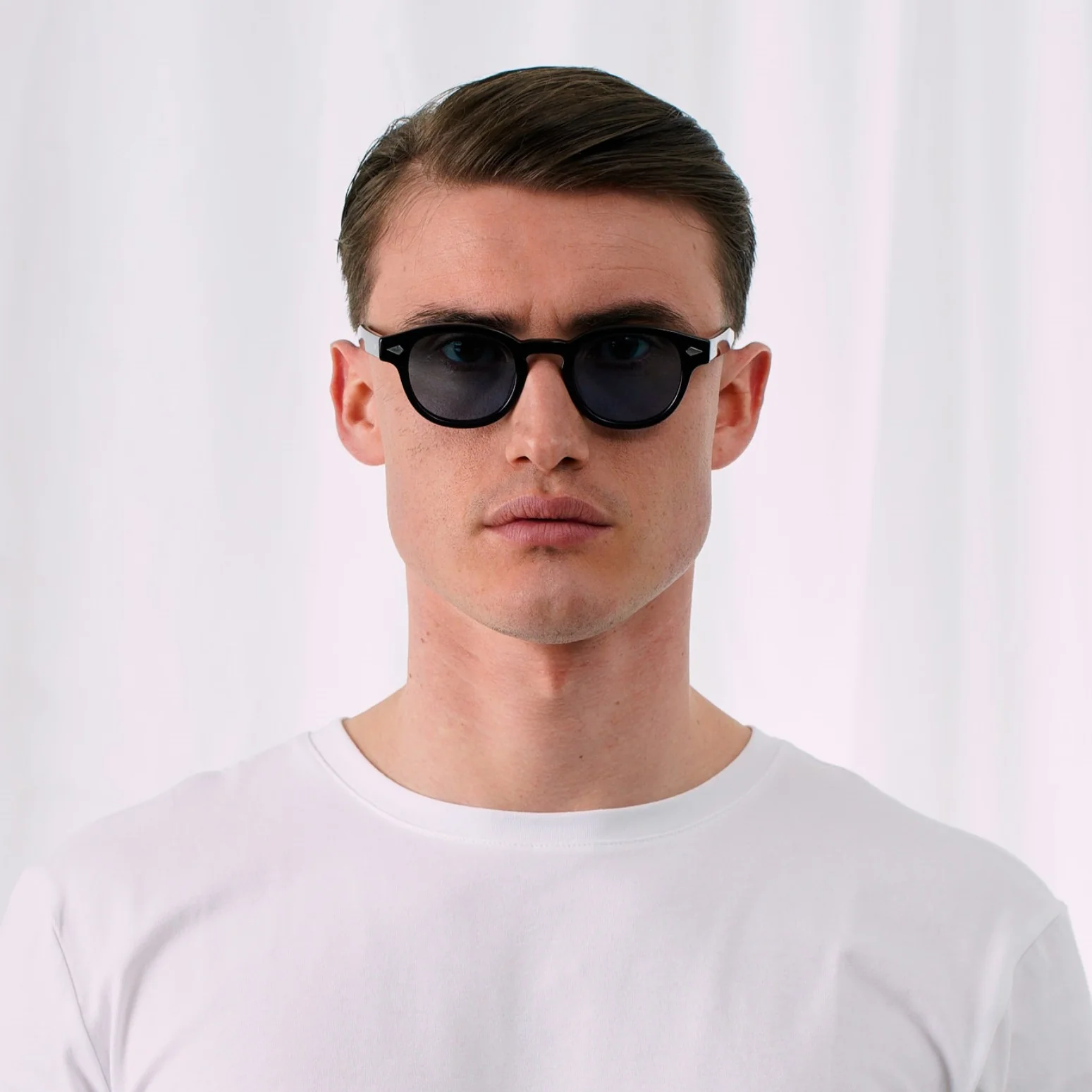 JOHN - Image 19