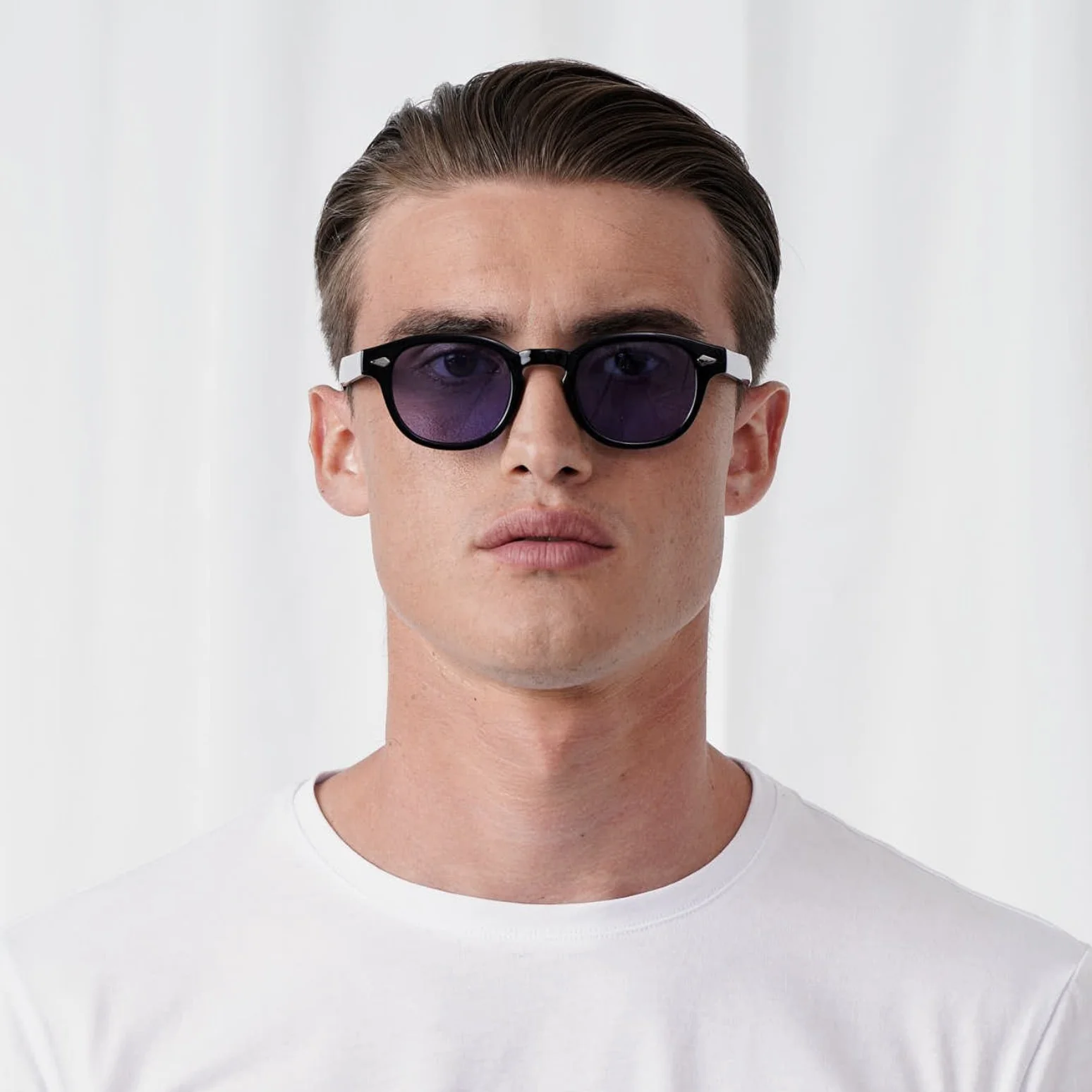 JOHNNY - Image 19