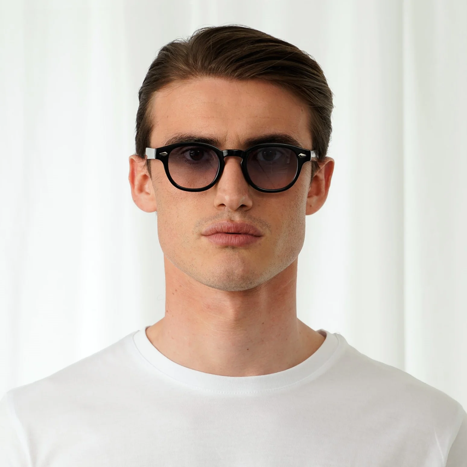 JOHNNY - Image 63