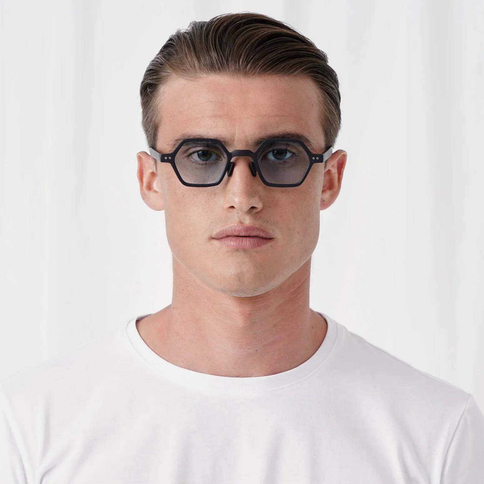LEON - Image 19