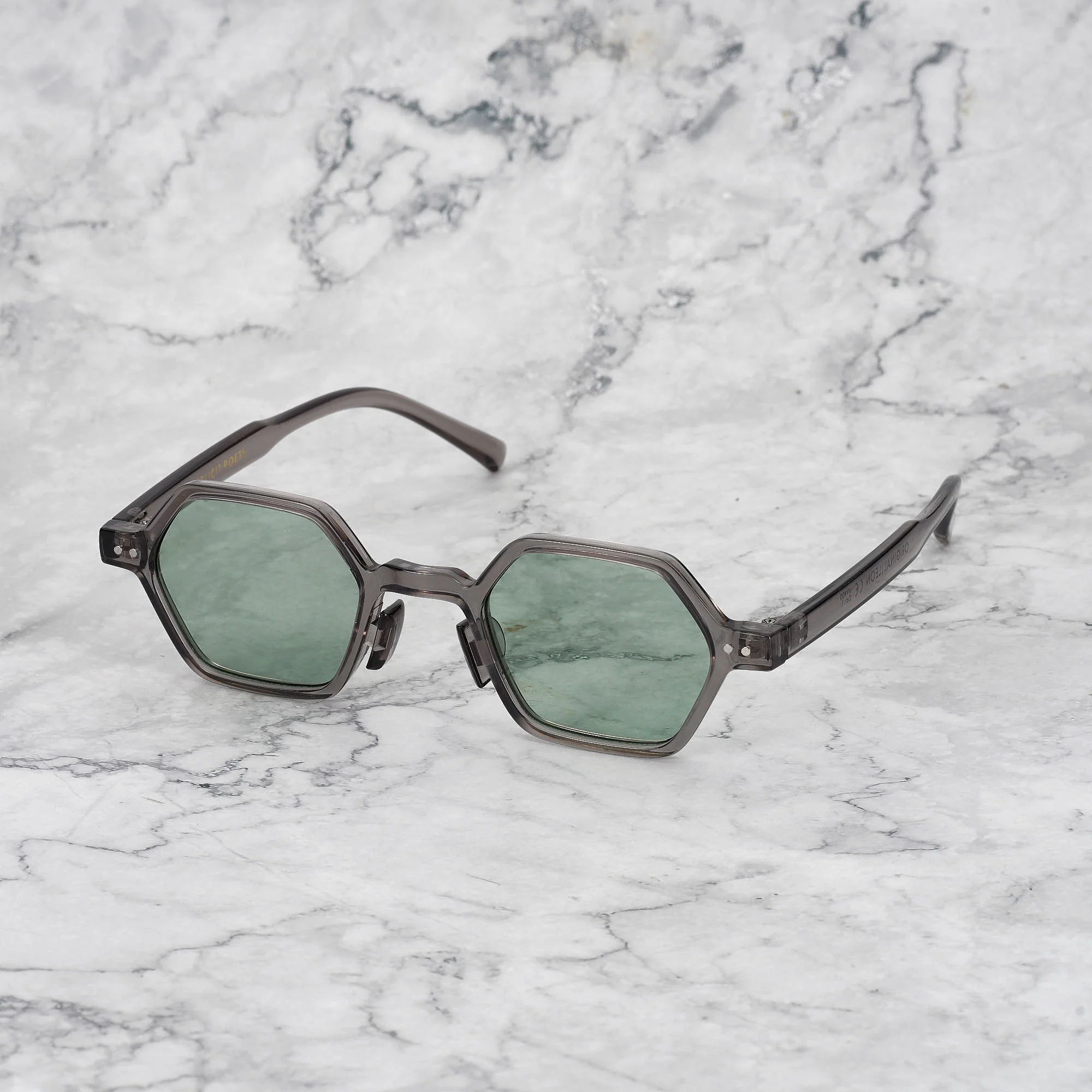 LEON - Image 6