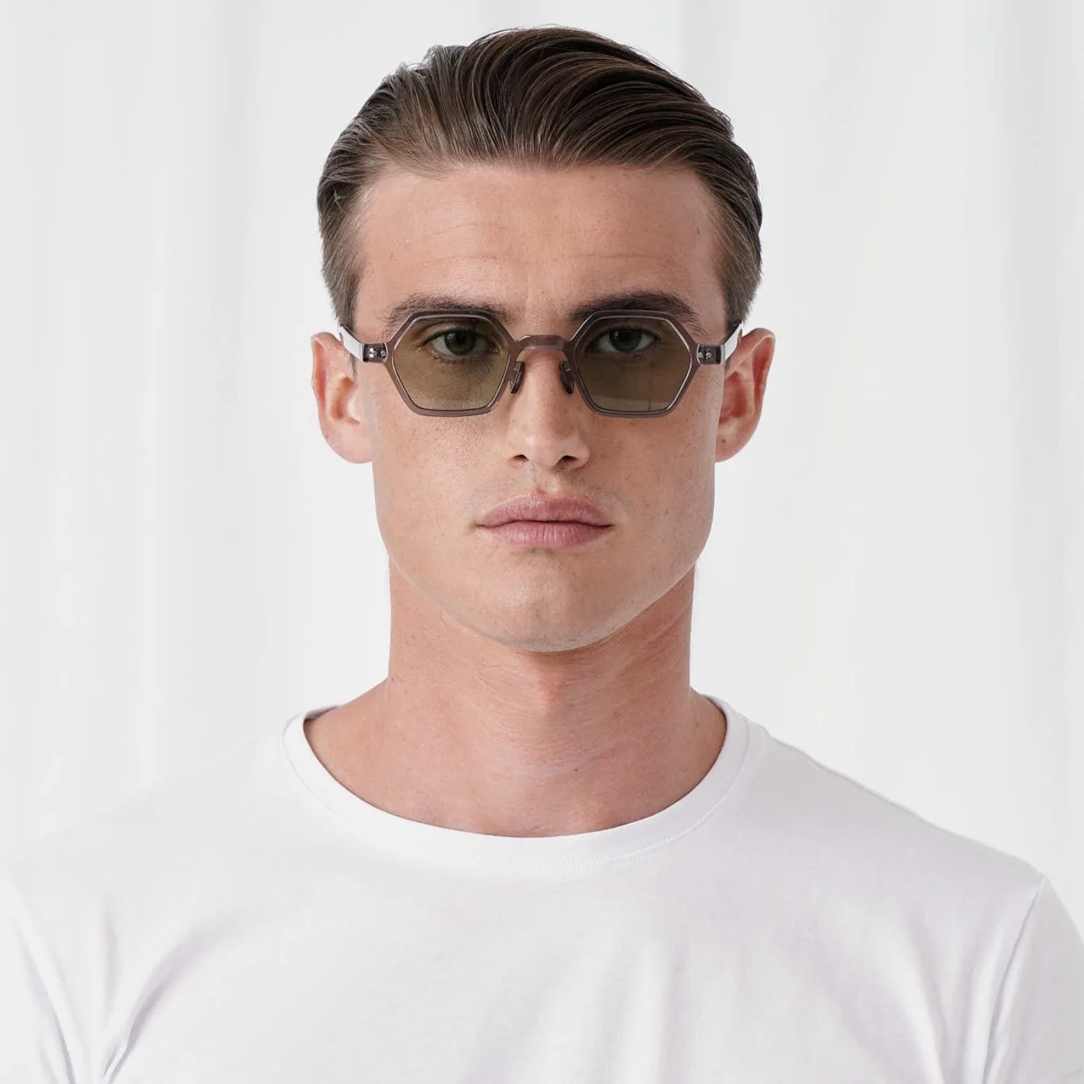 LEON - Image 7