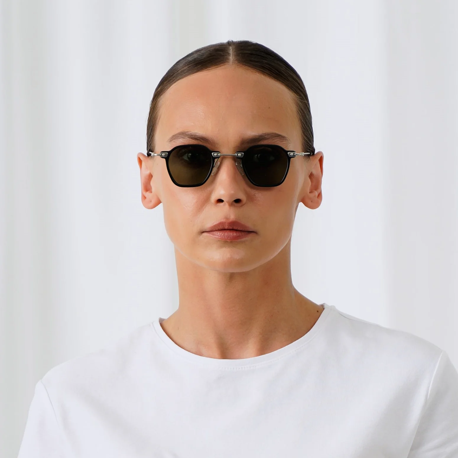 LOGAN - Image 32