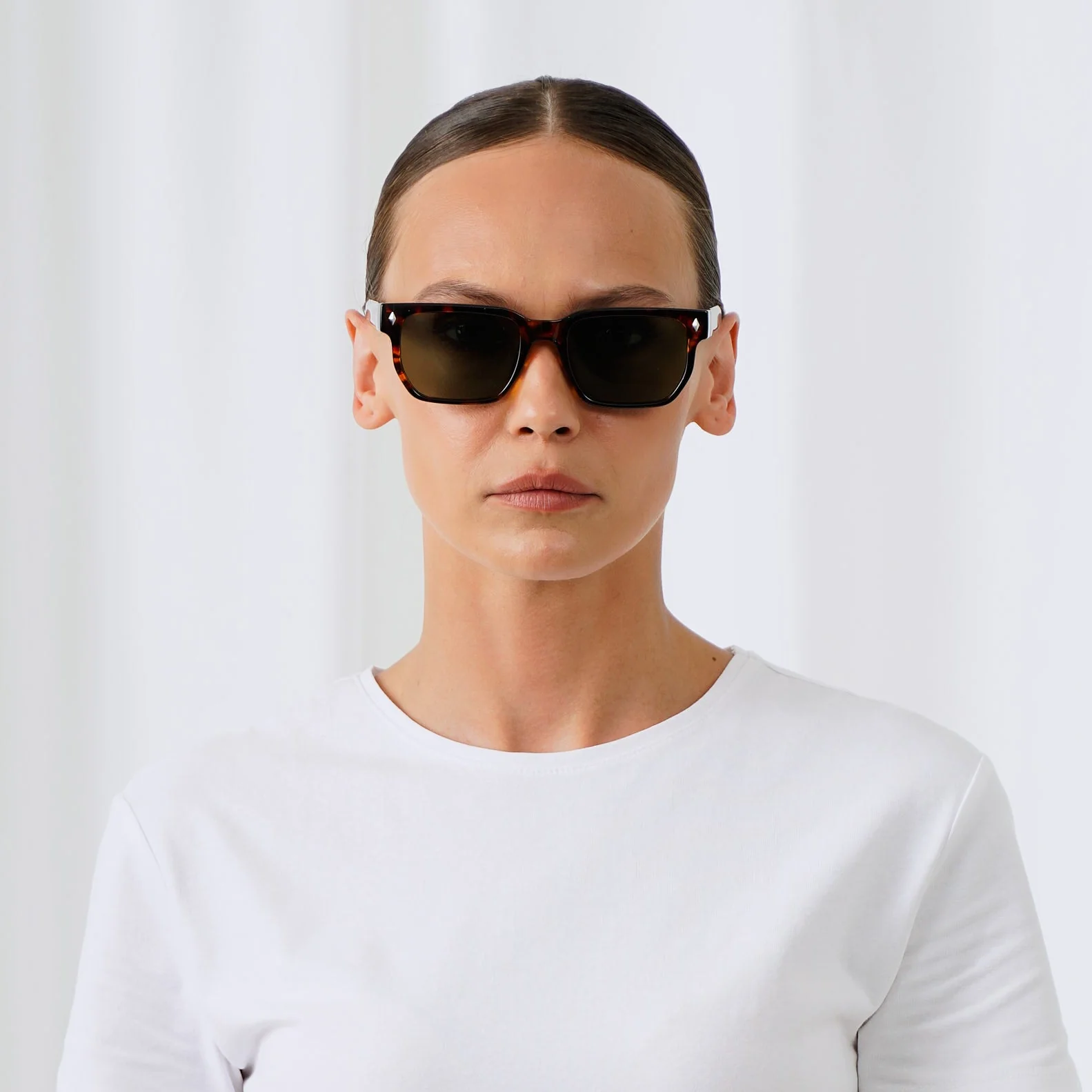 MAX - Image 12