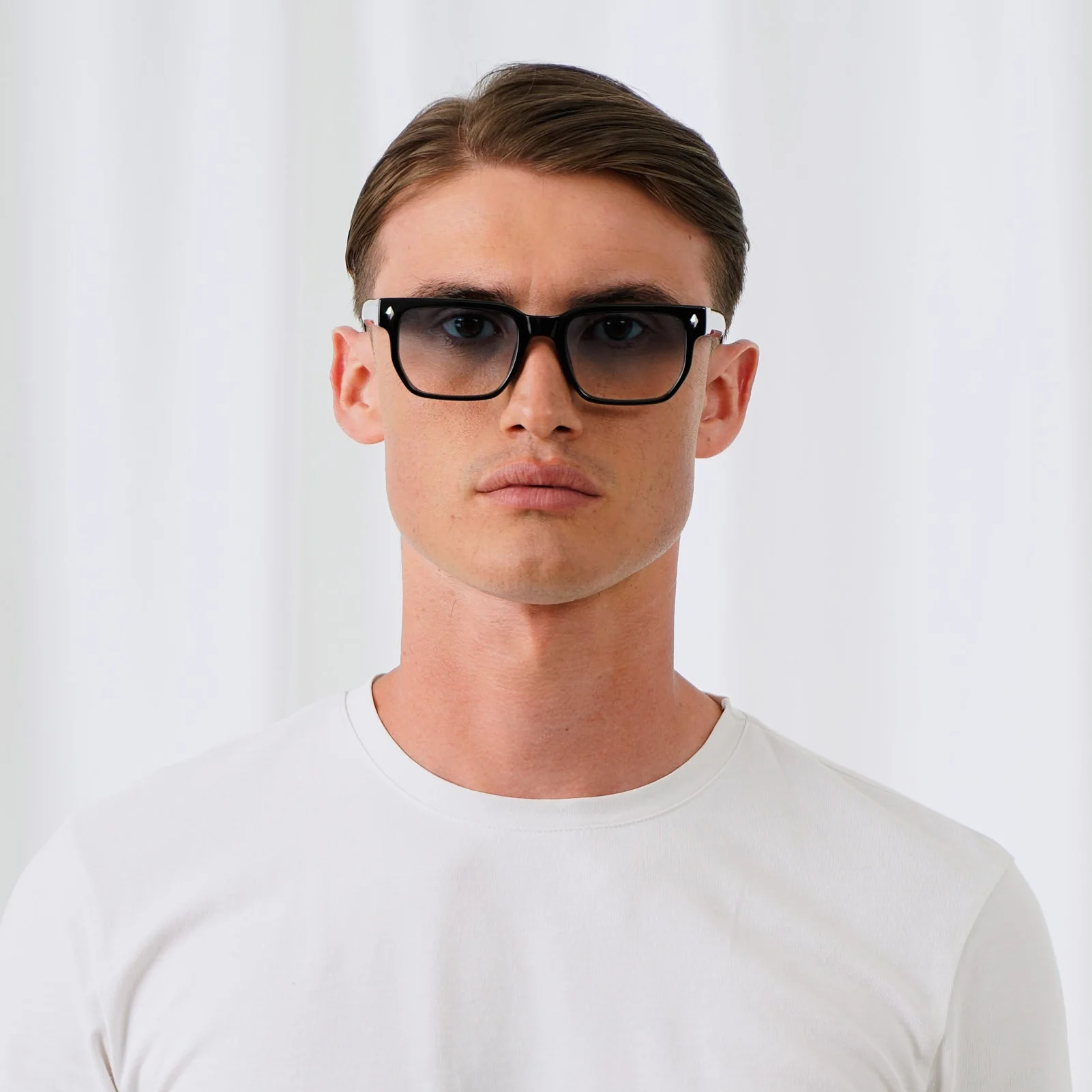 MAX - Image 7