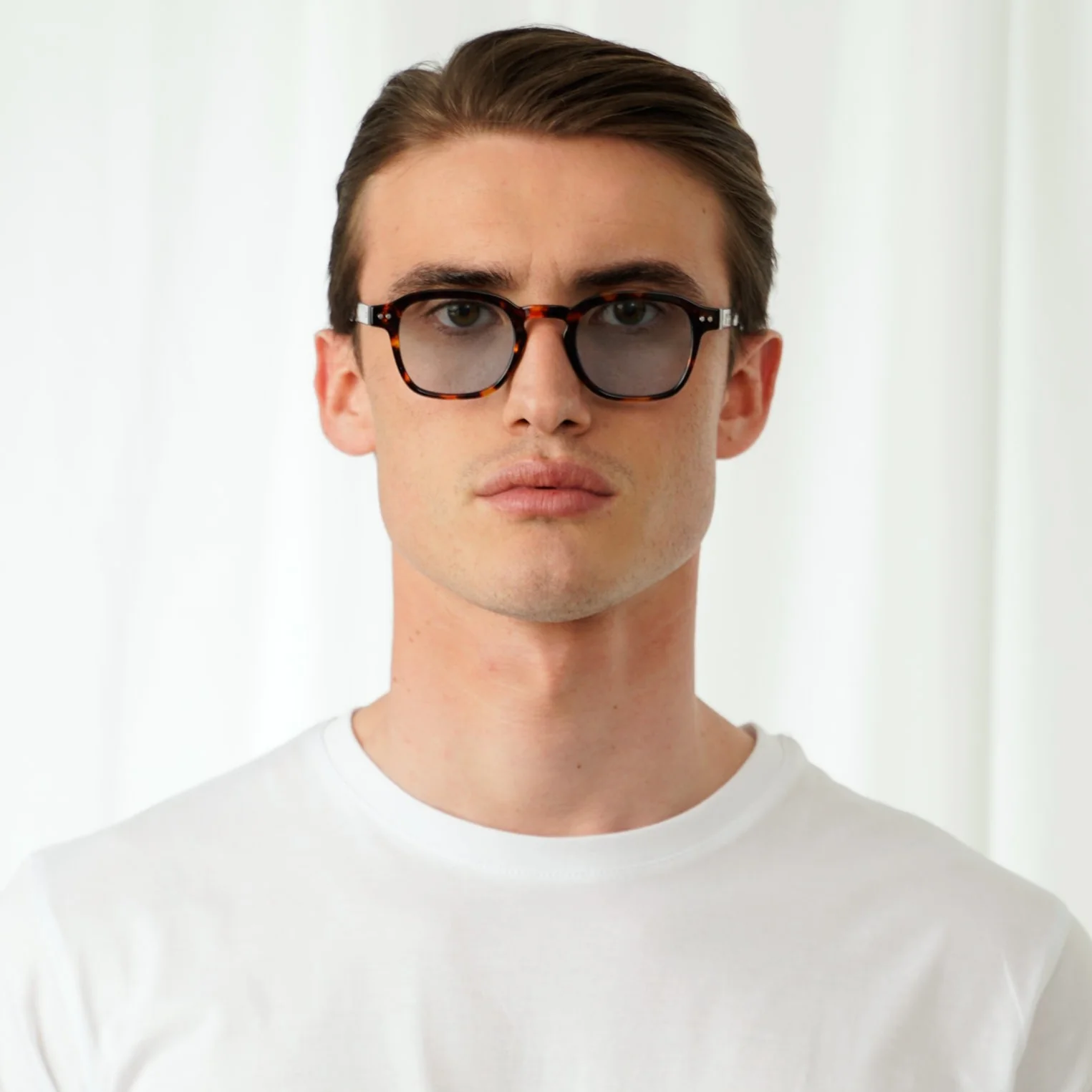 OLIVER - Image 3