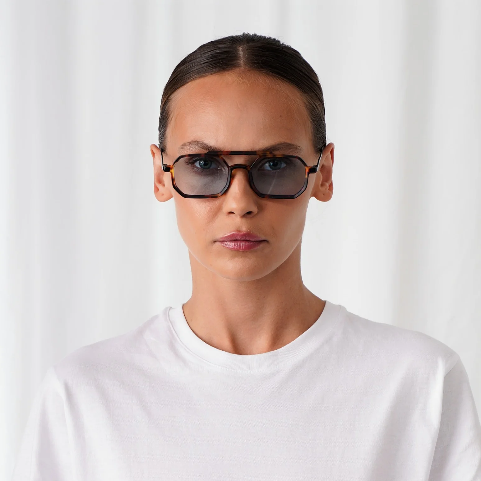 RICHARD - Image 24