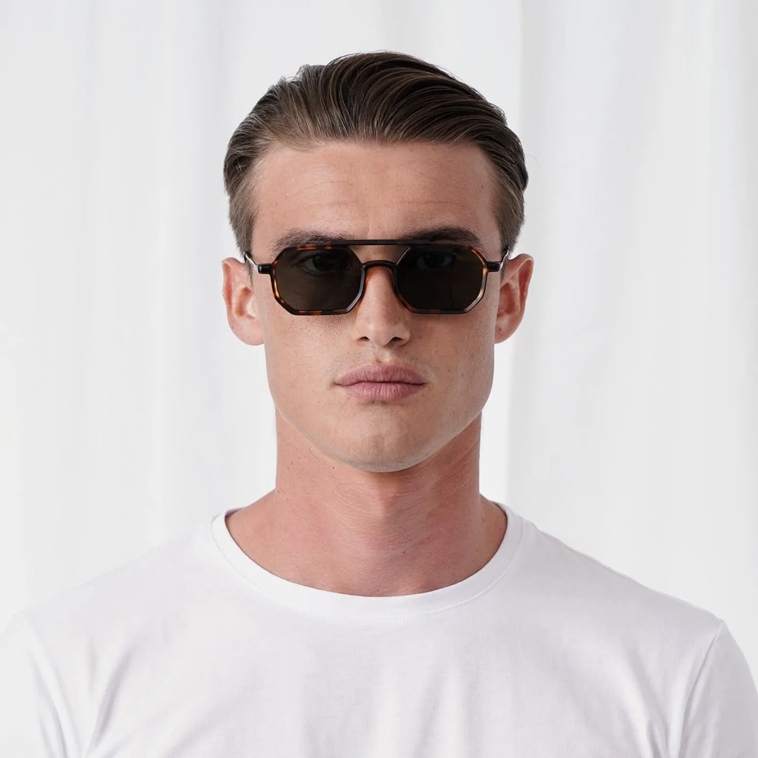 RICHARD - Image 27