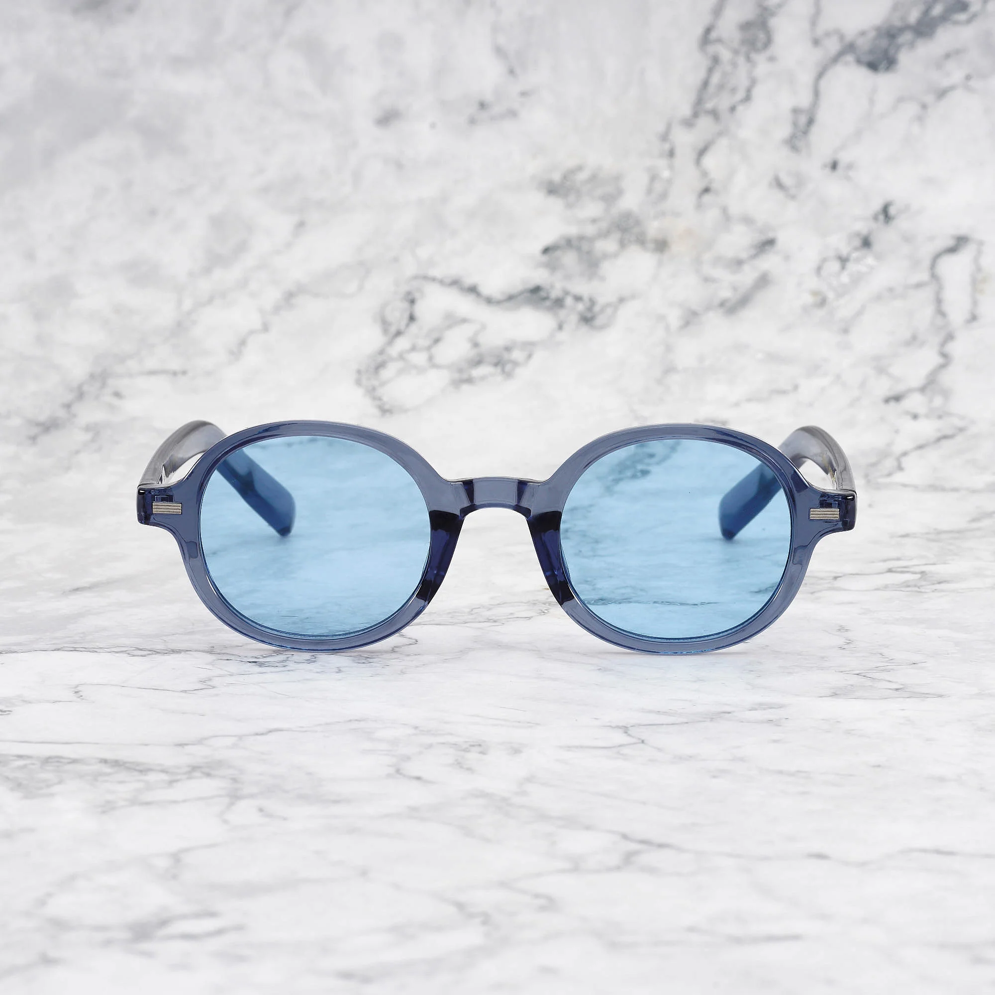 VICTOR - Image 5